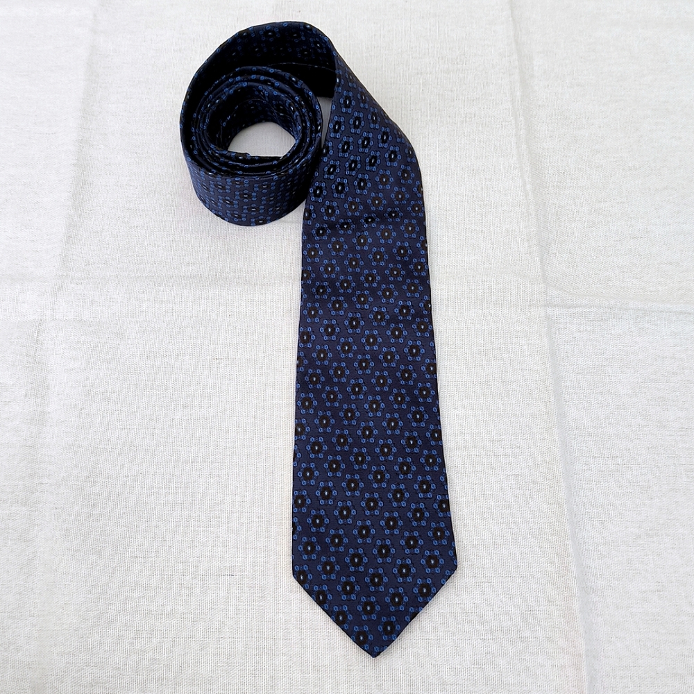 Etro silk tie in rich blue geometric pattern